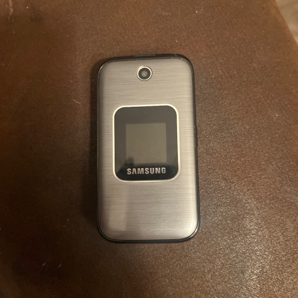 Gray Samsung flip phone